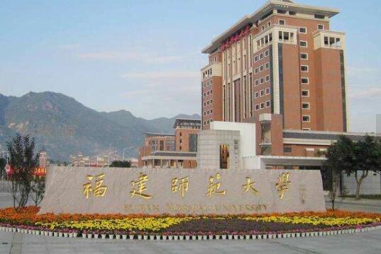 成人高考中要成为一名本科生，先选专业还是先选院校呢