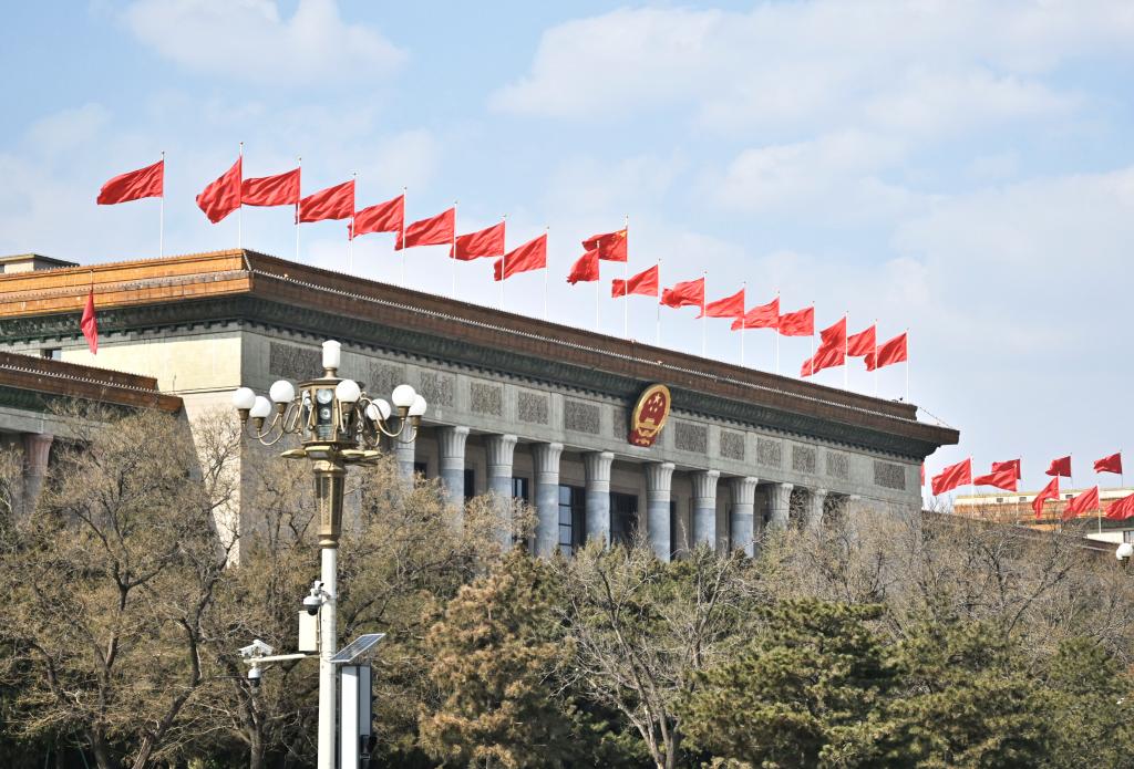 凝心聚力，推进强国建设、民族复兴伟业（社论）——热烈祝贺十四届全国人大二次会议胜利闭幕